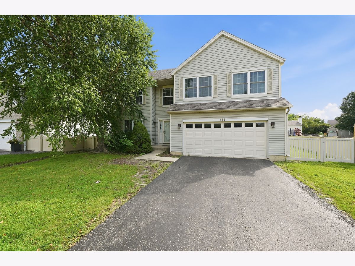  For Sale Romeoville Illinois, 135 Fairfield Drive