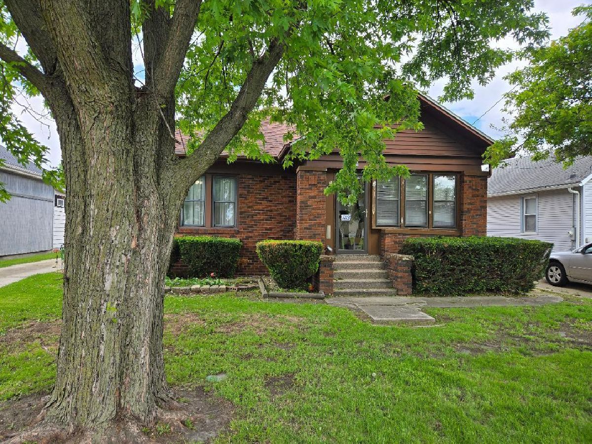  For Sale Streator Illinois, 1113 Johnson Street