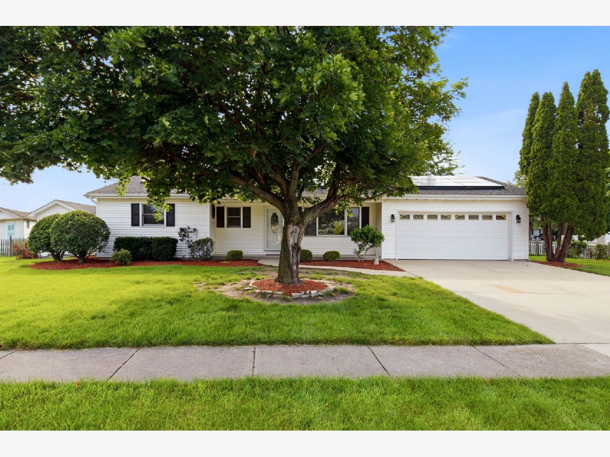  For Sale New Lenox Illinois, 909 Knollside Road