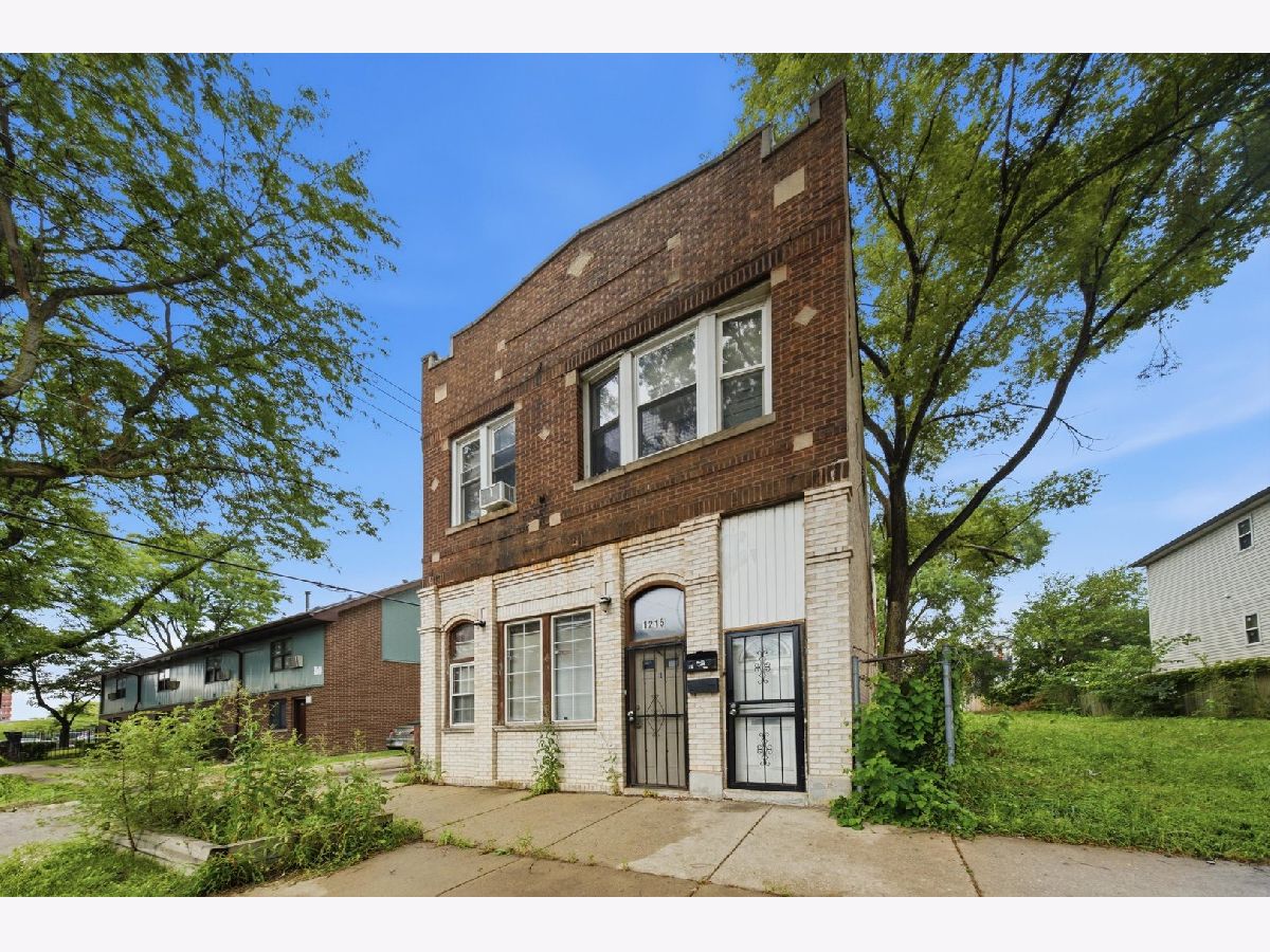  For Sale Chicago Illinois, 1215 Spaulding Avenue