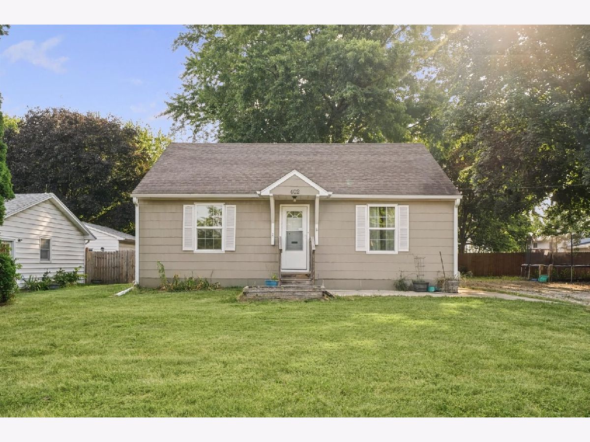  For Sale Fisher Illinois, 402 Third Street