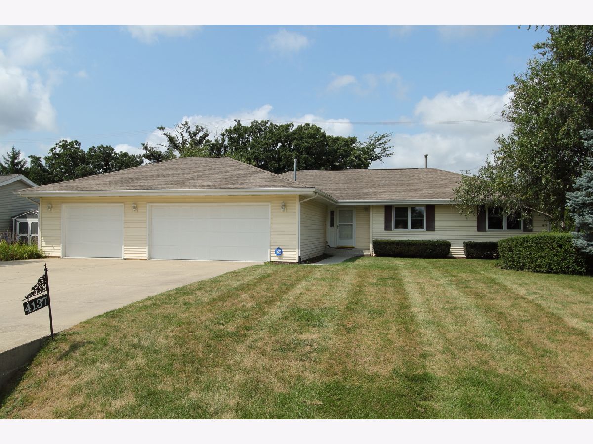  For Sale Cherry Valley Illinois, 4137 Canola Lane