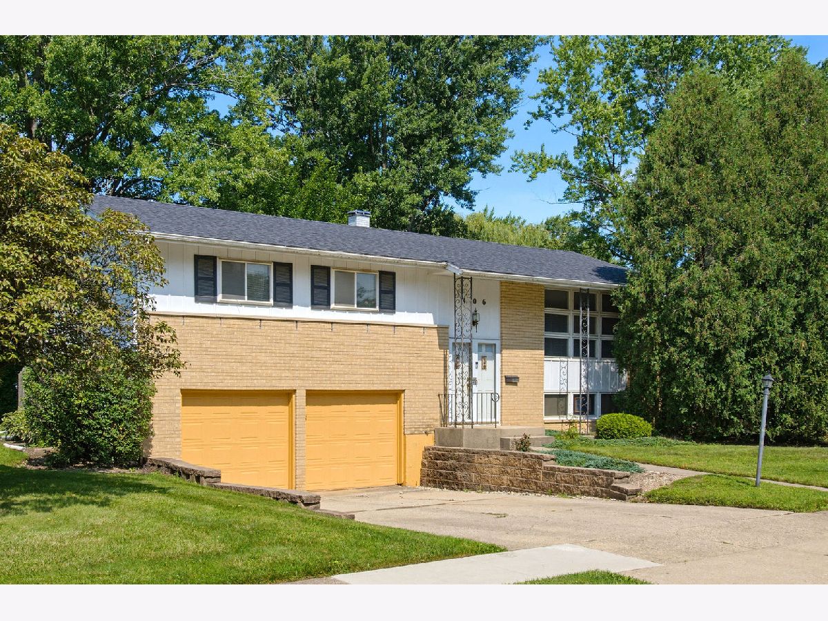 Homes For Sale Winston Park Palatine Illinois, 406 Williams Drive