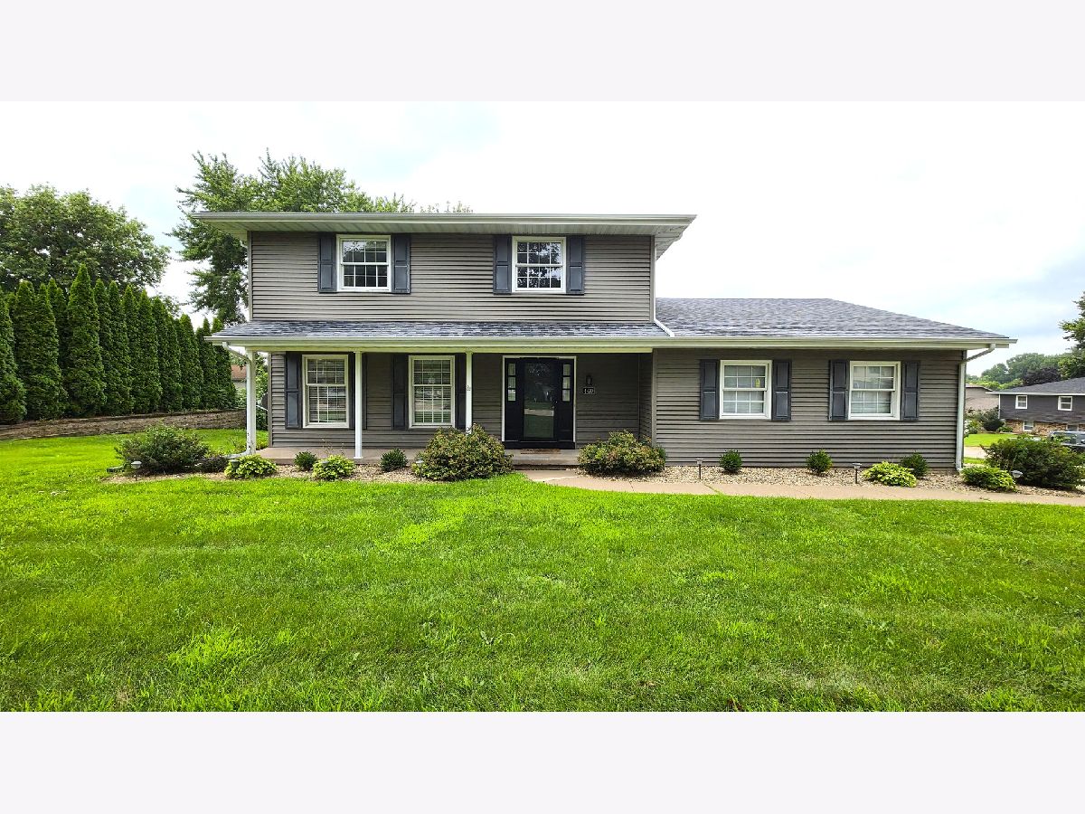  For Sale Bettendorf Iowa, 4470 18th Street