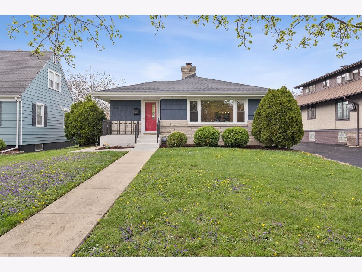  For Sale Elmhurst Illinois, 123 Columbia Avenue