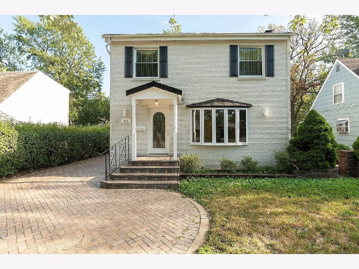  Rented Deerfield Illinois, 919 Greenwood