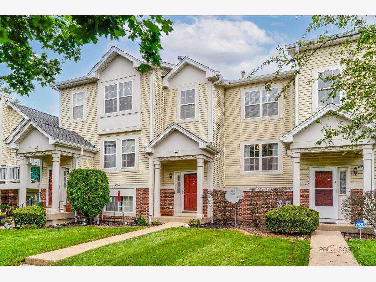 Townhomes & Condos & Homes For Sale Cranberry Lake Hainesville Illinois, 164 Holiday Lane