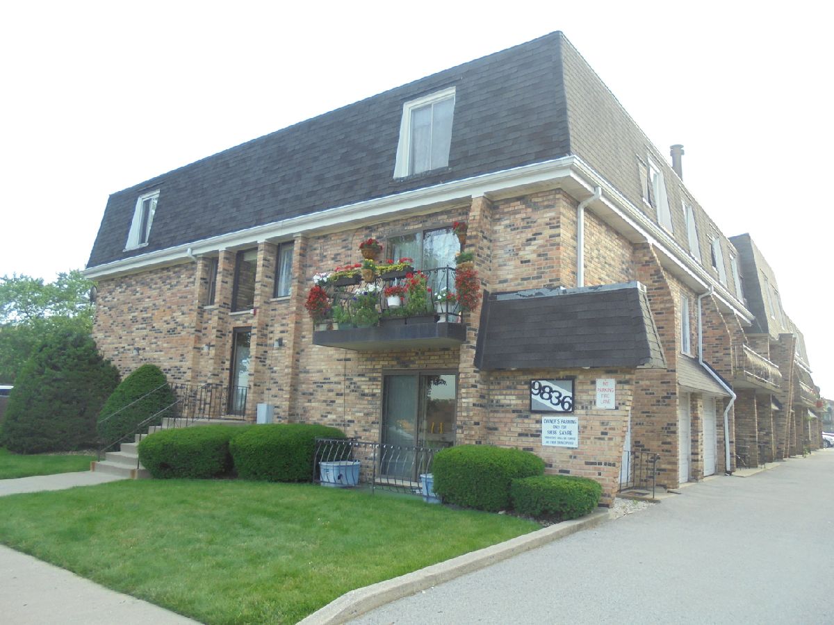  Rented Chicago Ridge Illinois, 9836 Sayre