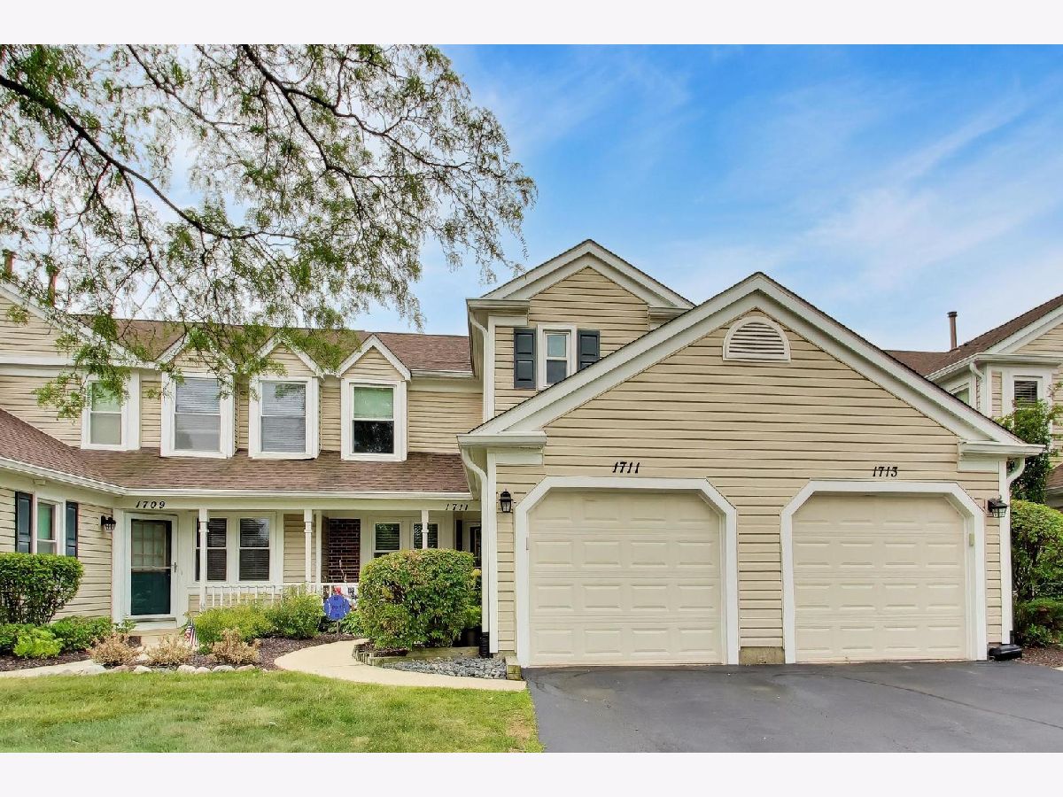  For Sale Elk Grove Village Illinois, 1711 Vermont Drive