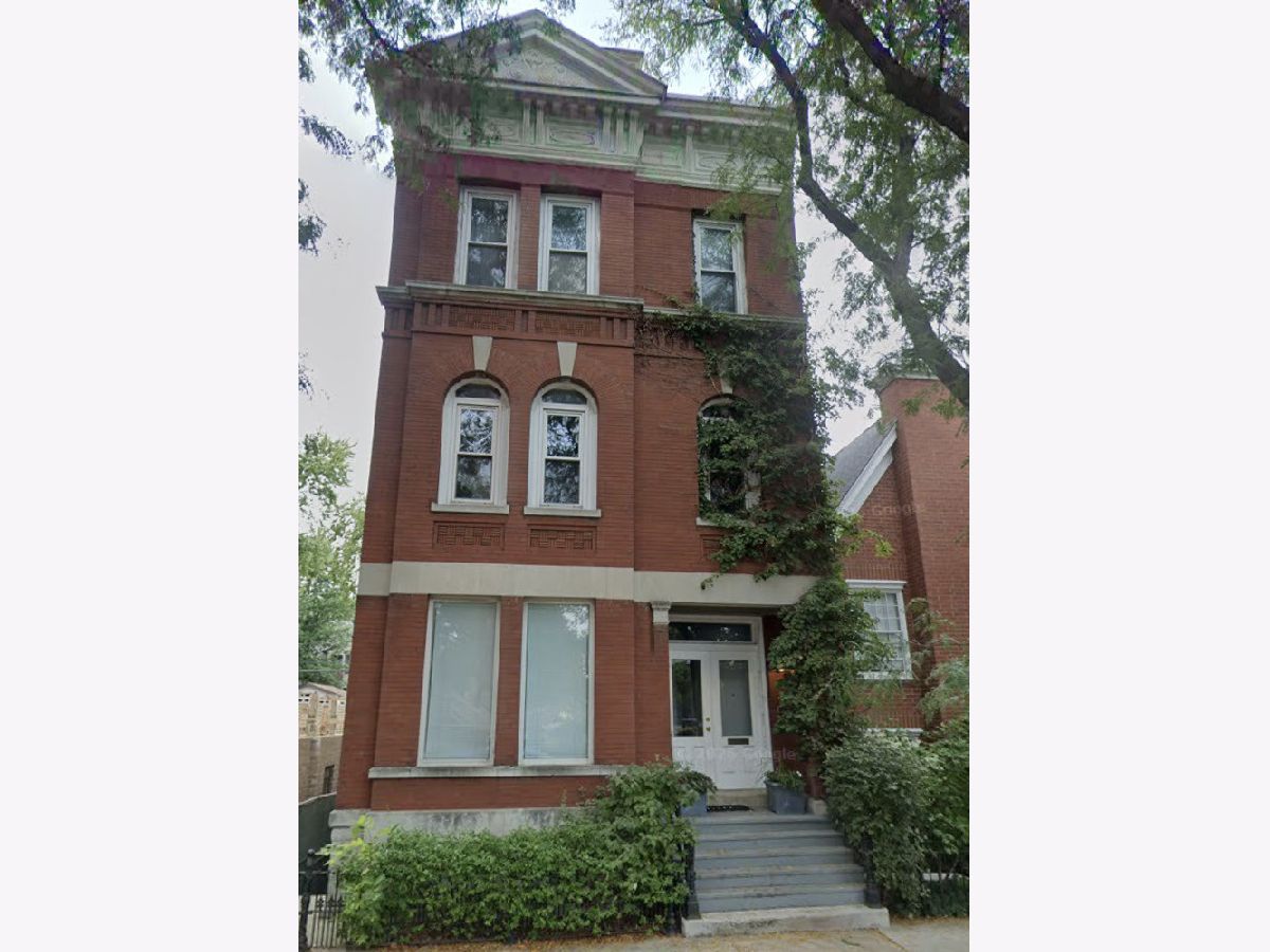 Townhomes & Condos & Homes Sold Sheffields Chicago Illinois, 1650 Orchard