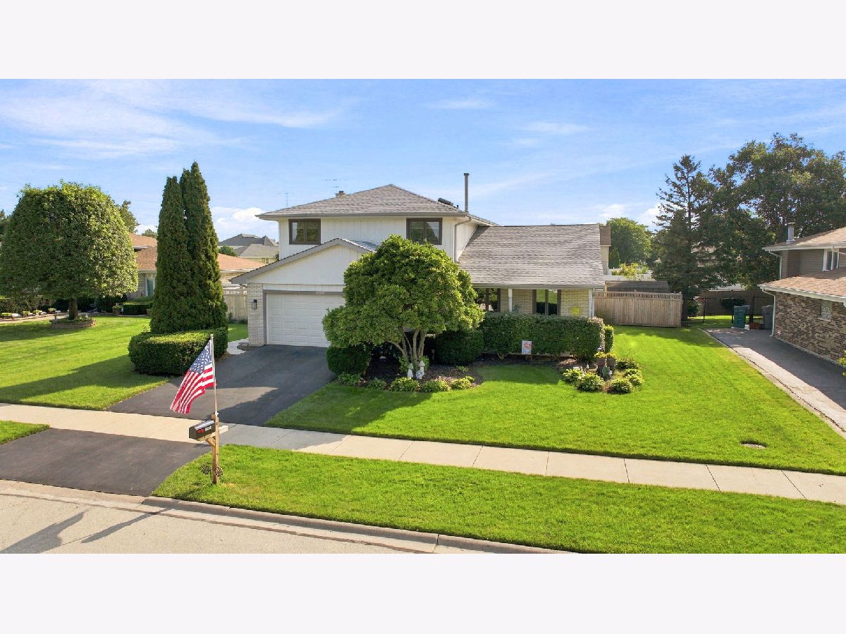 Condos & Townhomes & Homes For Sale Golfview Orland Park Illinois, 15513 Brassie Drive