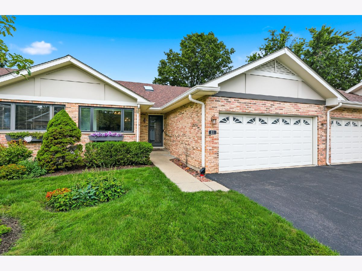  Sold Bloomingdale Illinois, 111 Villa