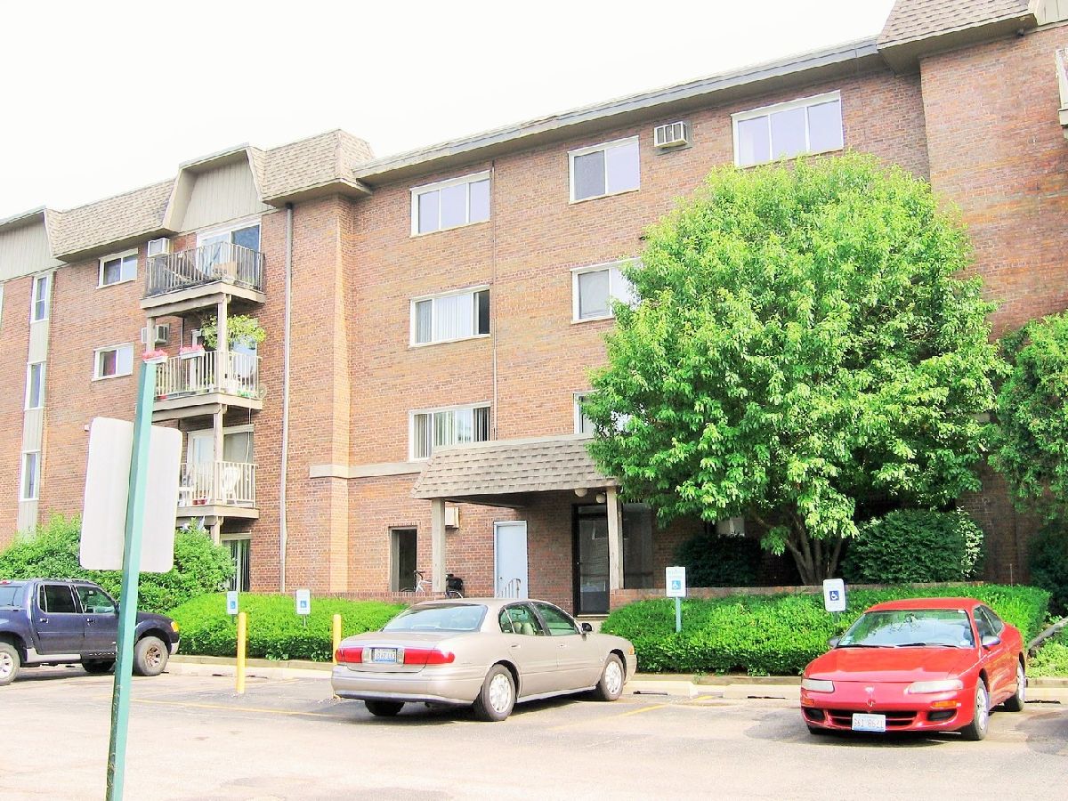  Rented Lisle Illinois, 2300 Beau Monde