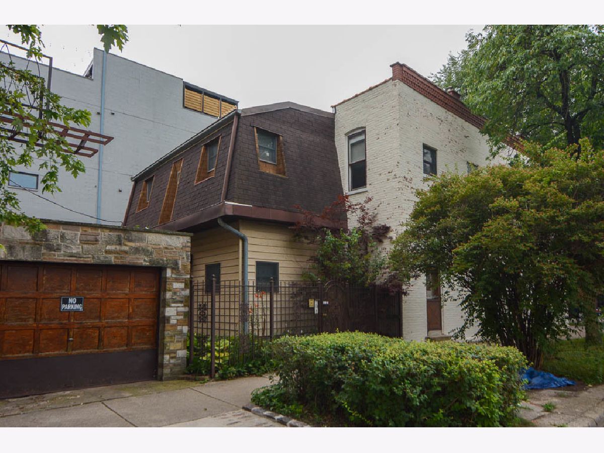  Rented Chicago Illinois, 2825 Shakespeare