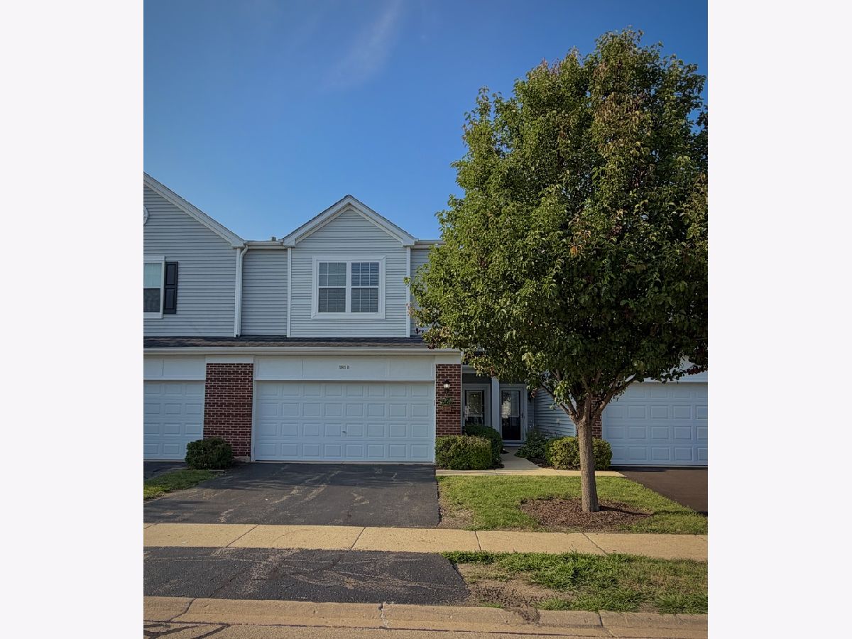 Condos & Townhomes & Homes For Sale Bristol Bay Yorkville Illinois, 181 Willoughby Court