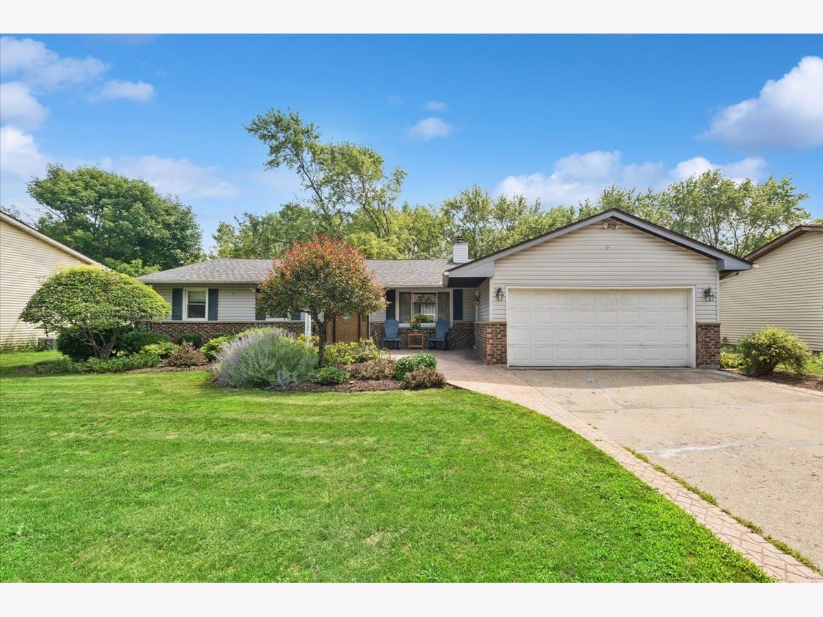  For Sale Zion Illinois, 3207 Stella Court