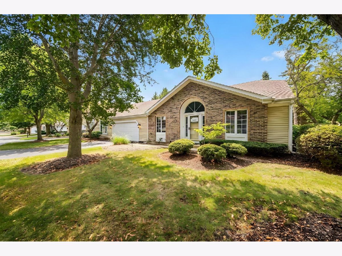  For Sale Elgin Illinois, 281 Governors Lane