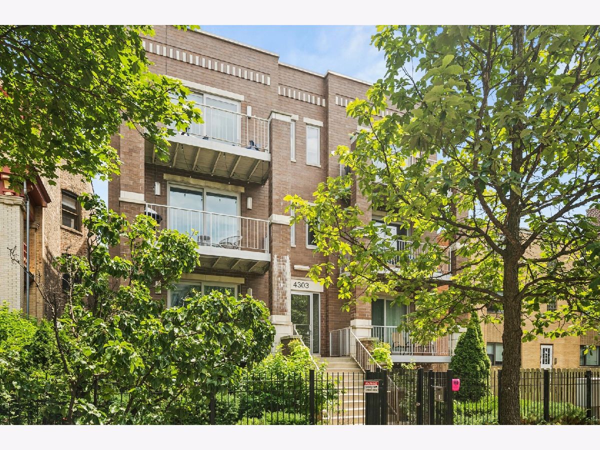  Rented Chicago Illinois, 4303 Kenmore