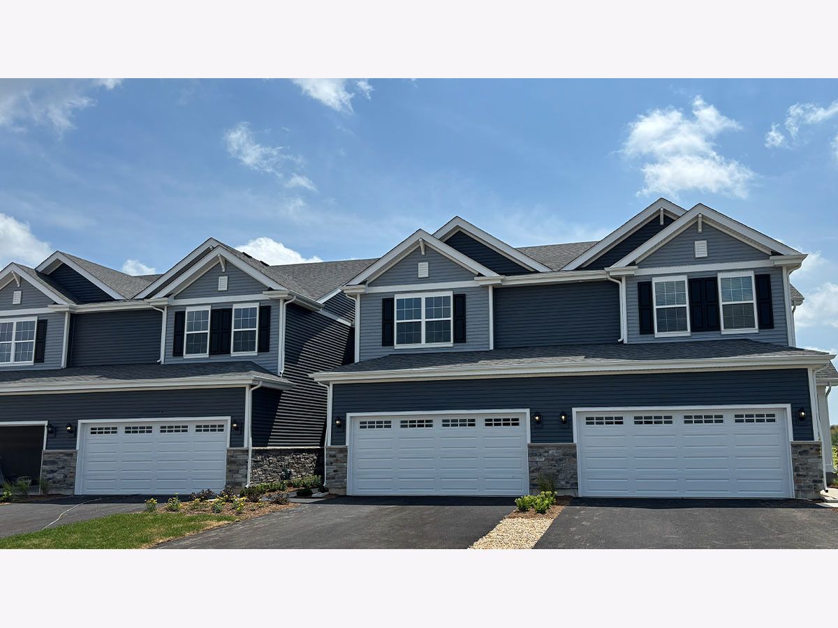  For Sale Aurora Illinois, 1704 Baler Avenue