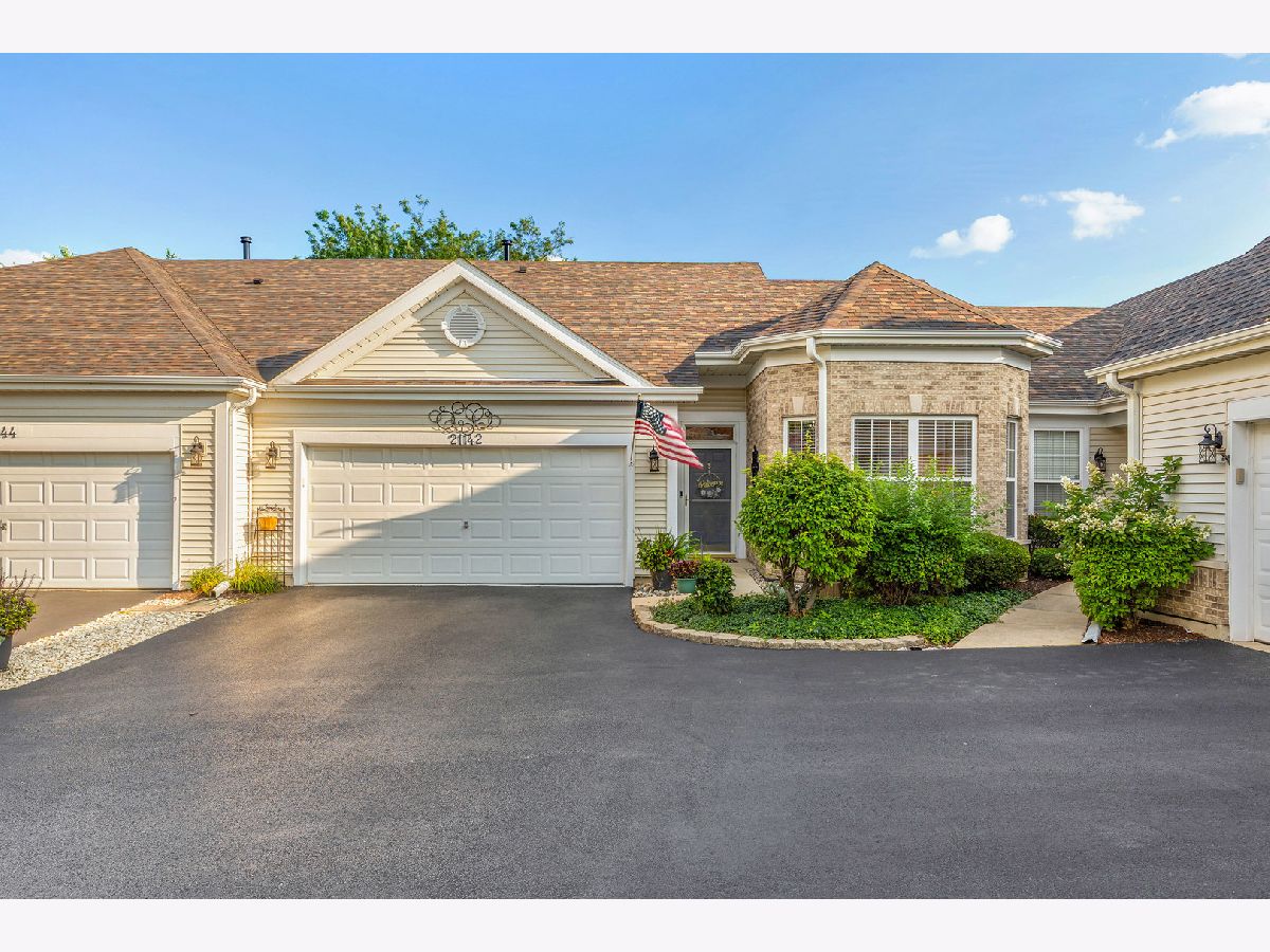 Townhomes & Condos & Homes For Rent Carillon Plainfield Illinois, 21142 Braxton
