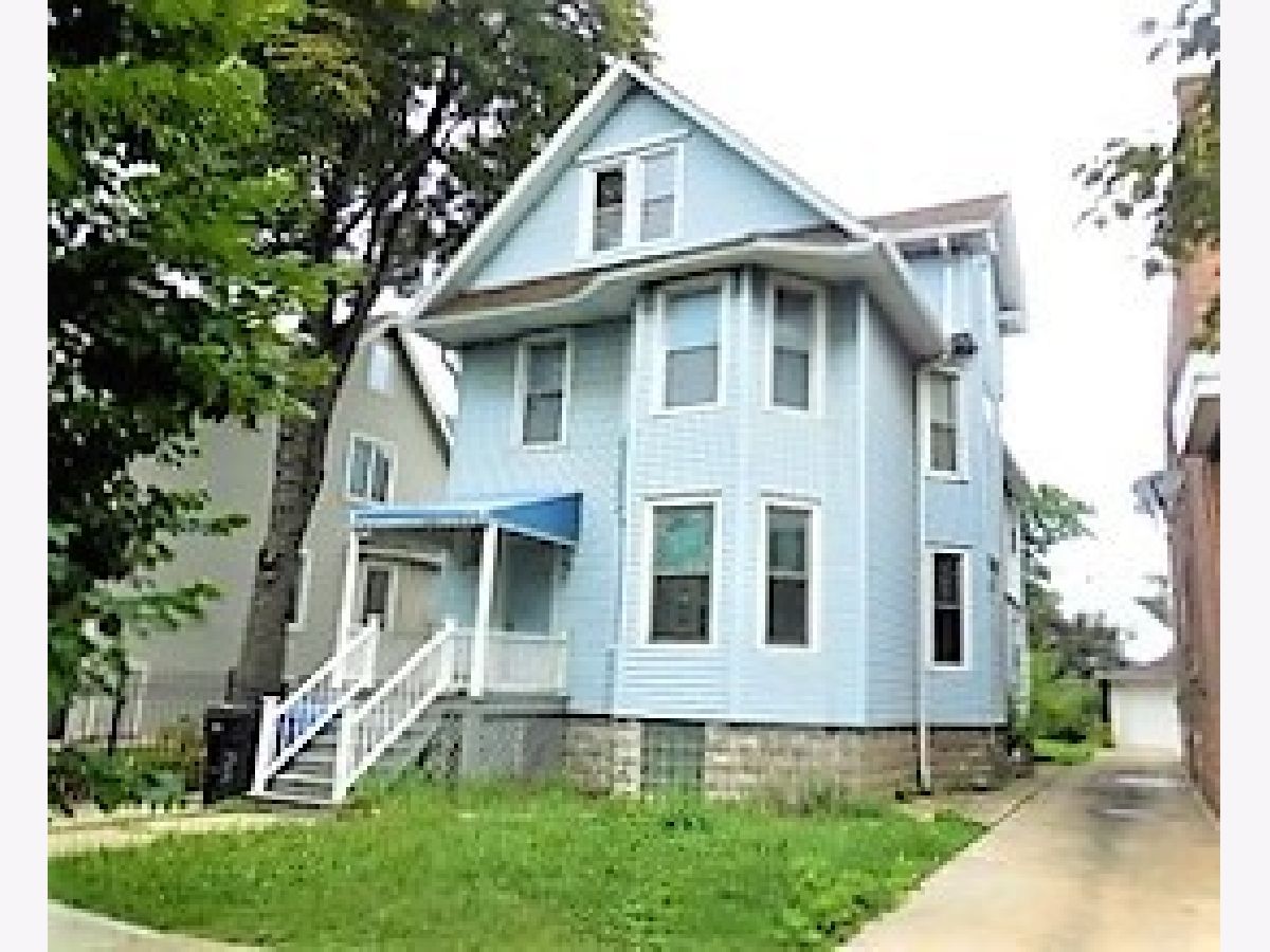  Rented Chicago Illinois, 3926 Byron