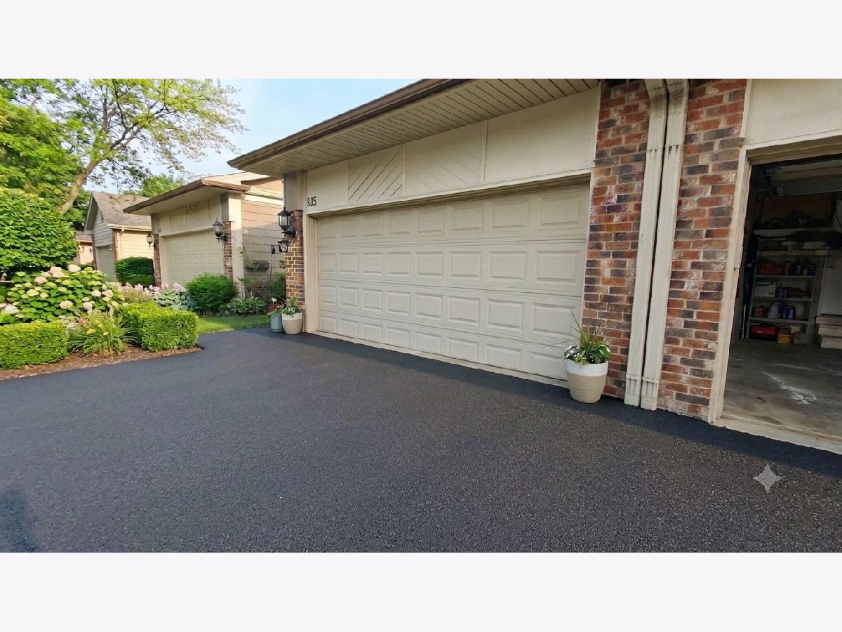  Rented Deerfield Illinois, 835 Swallow
