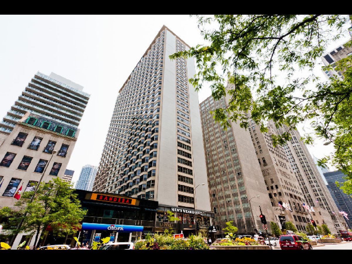  Rented Chicago Illinois, 535 Michigan