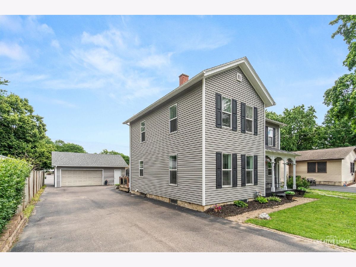  For Sale Sandwich Illinois, 902 Main Street