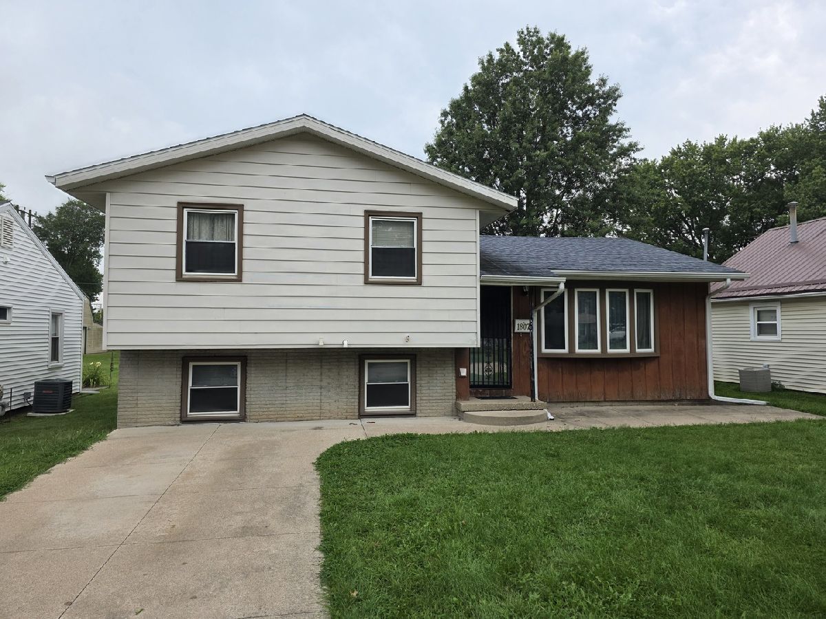  Sold Sterling Illinois, 1807 18th
