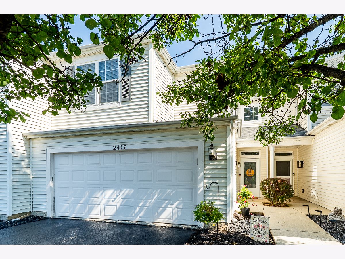 Townhomes & Homes For Sale Neufairfield Joliet Illinois, 2417 Brush Hill Circle