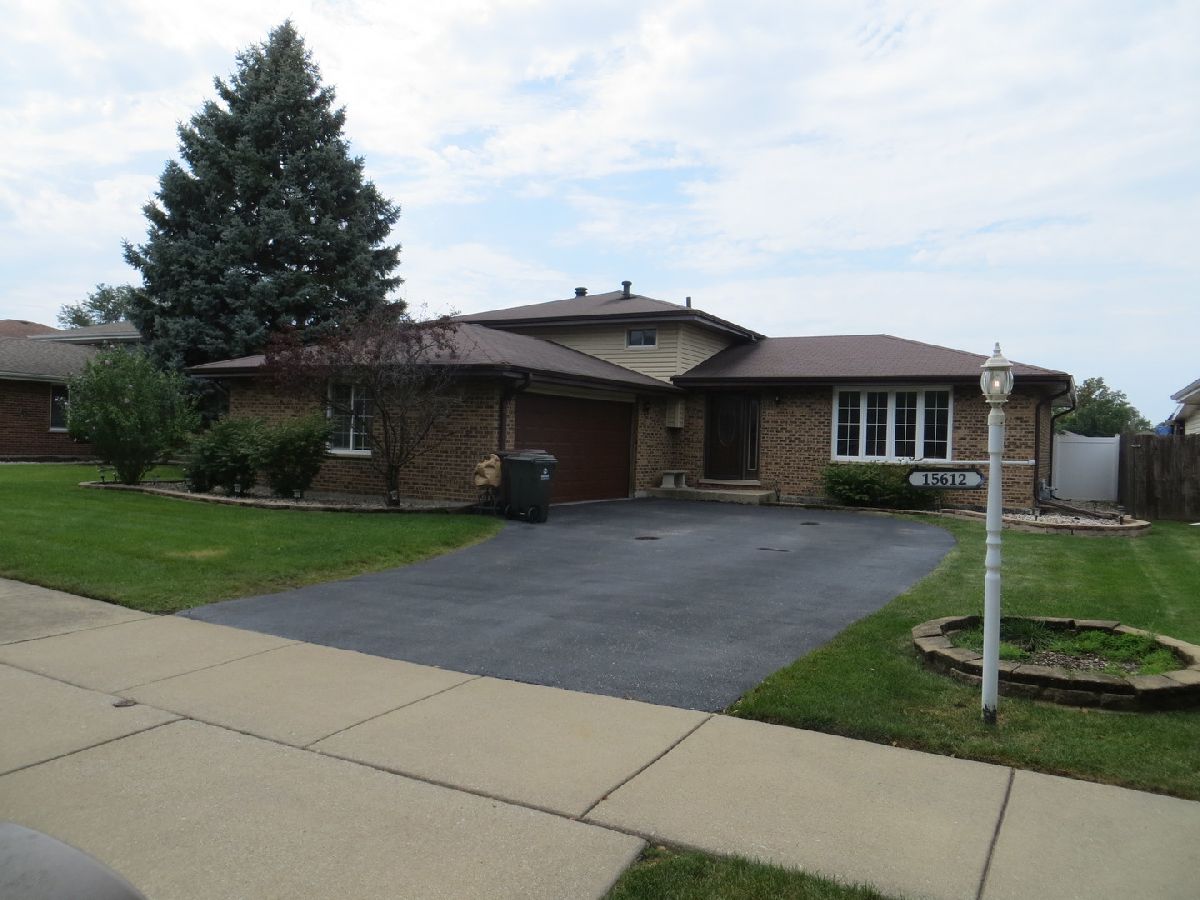  For Sale Oak Forest Illinois, 15612 Lockwood Avenue