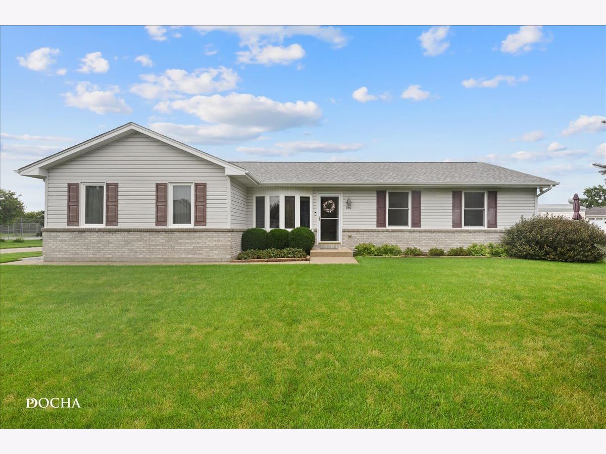  For Sale Cortland Illinois, 190 Juniper Street
