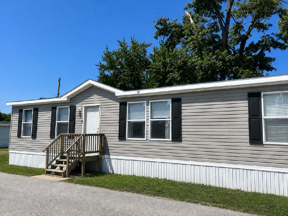  For Sale Hobart Indiana, 664 Jack Avenue