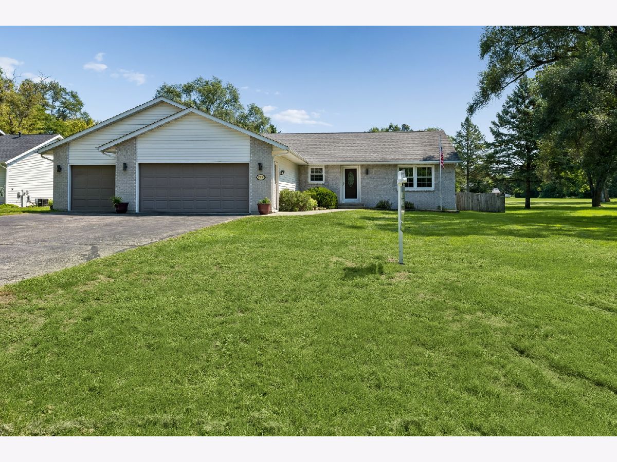  For Sale Machesney Park Illinois, 10831 Miller Lane