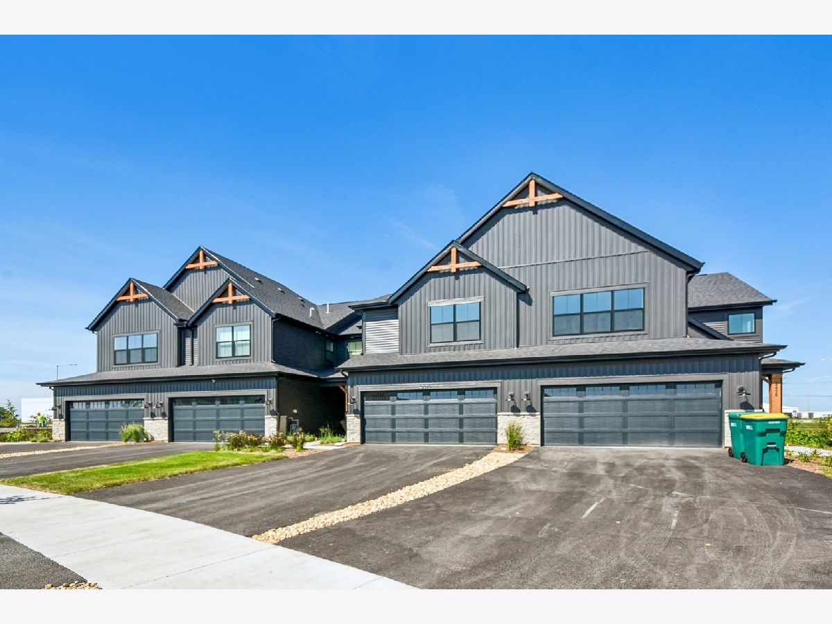 Condos & Townhomes For Sale Lockley Park Plainfield Illinois, 25530 Emory Lane