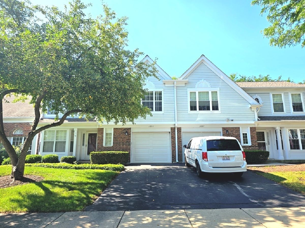  Rented Arlington Heights Illinois, 1605 Portsmith