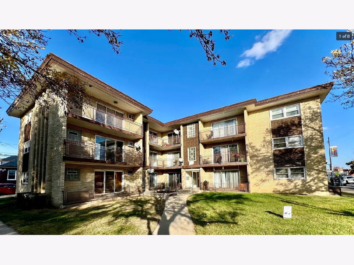  Rented Chicago Illinois, 5849 Francisco