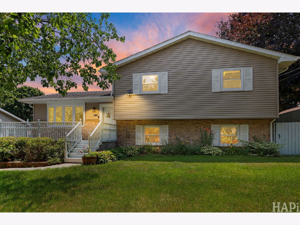  For Sale Zion Illinois, 10113 Crissy Avenue