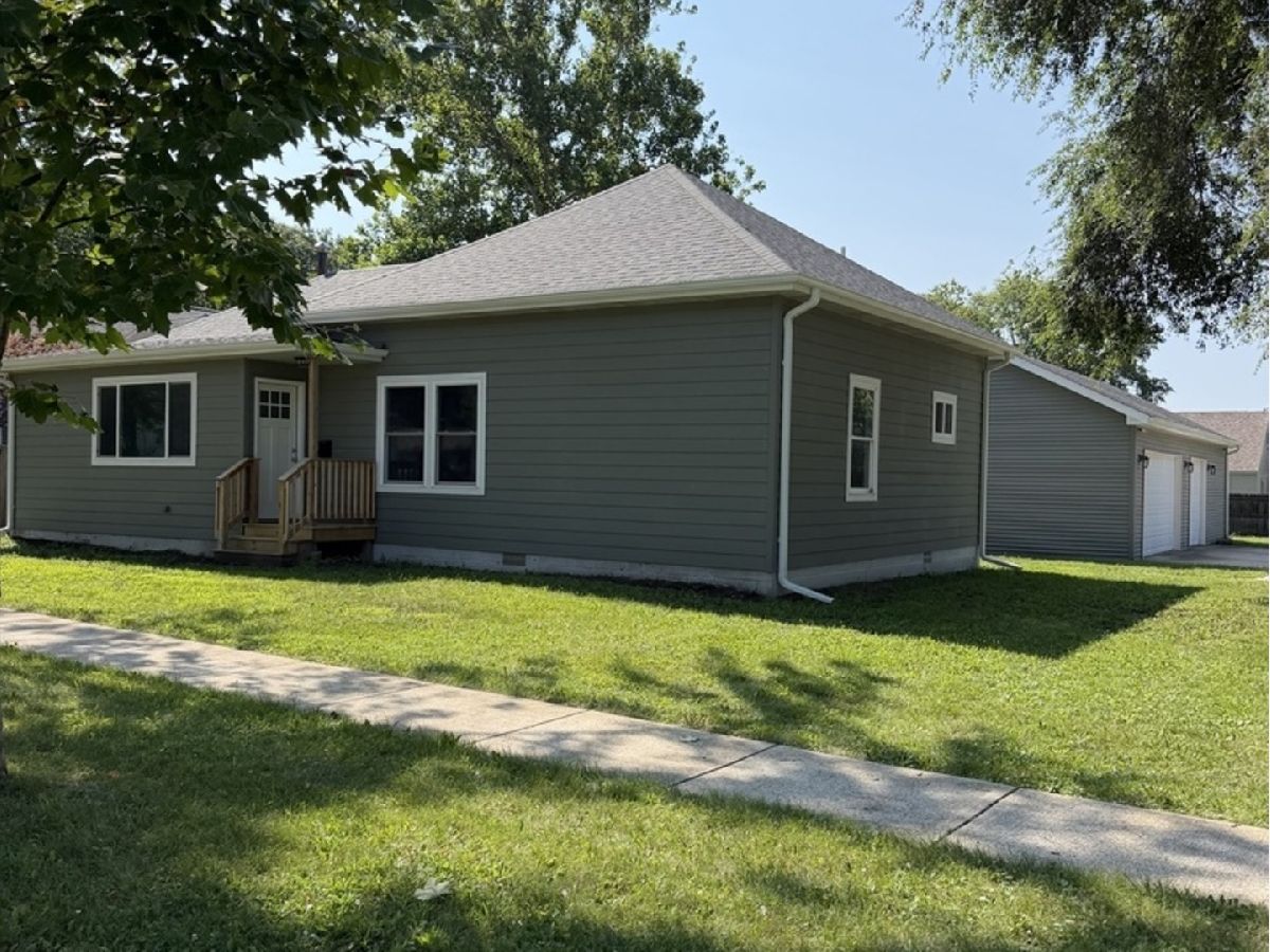  Sold Gilman Illinois, 402 2nd