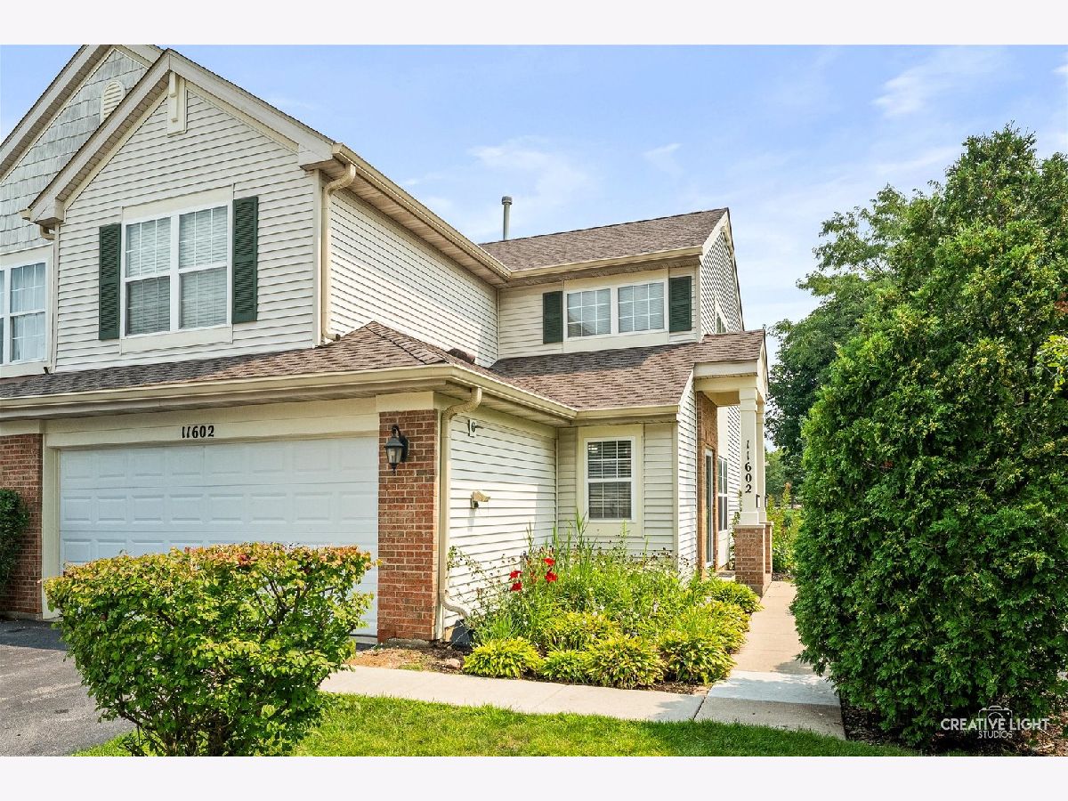 Homes & Townhomes For Sale Wing Pointe Huntley Illinois, 11602 Grand Canyon Avenue