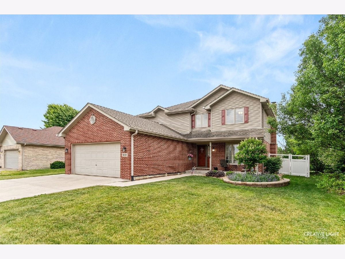  Rented Minooka Illinois, 610 High Grove