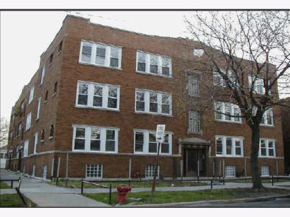  Rented Chicago Illinois, 4056 Crystal