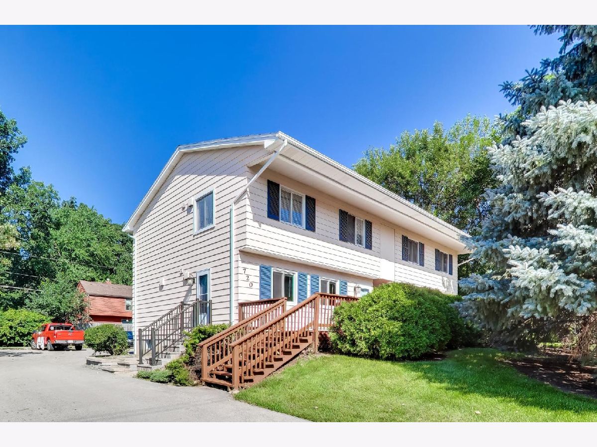  Rented Grayslake Illinois, 720 Barron