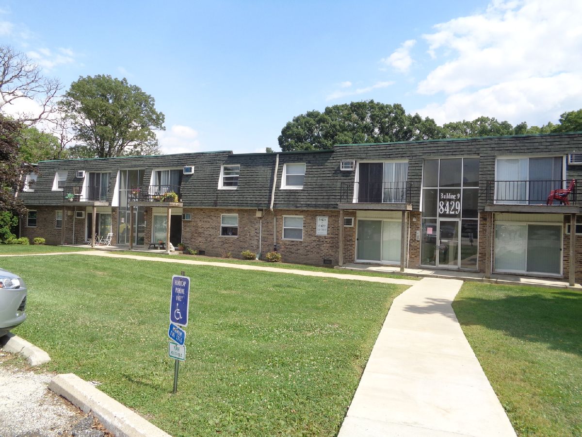  For Rent Palos Hills Illinois, 8429 101st