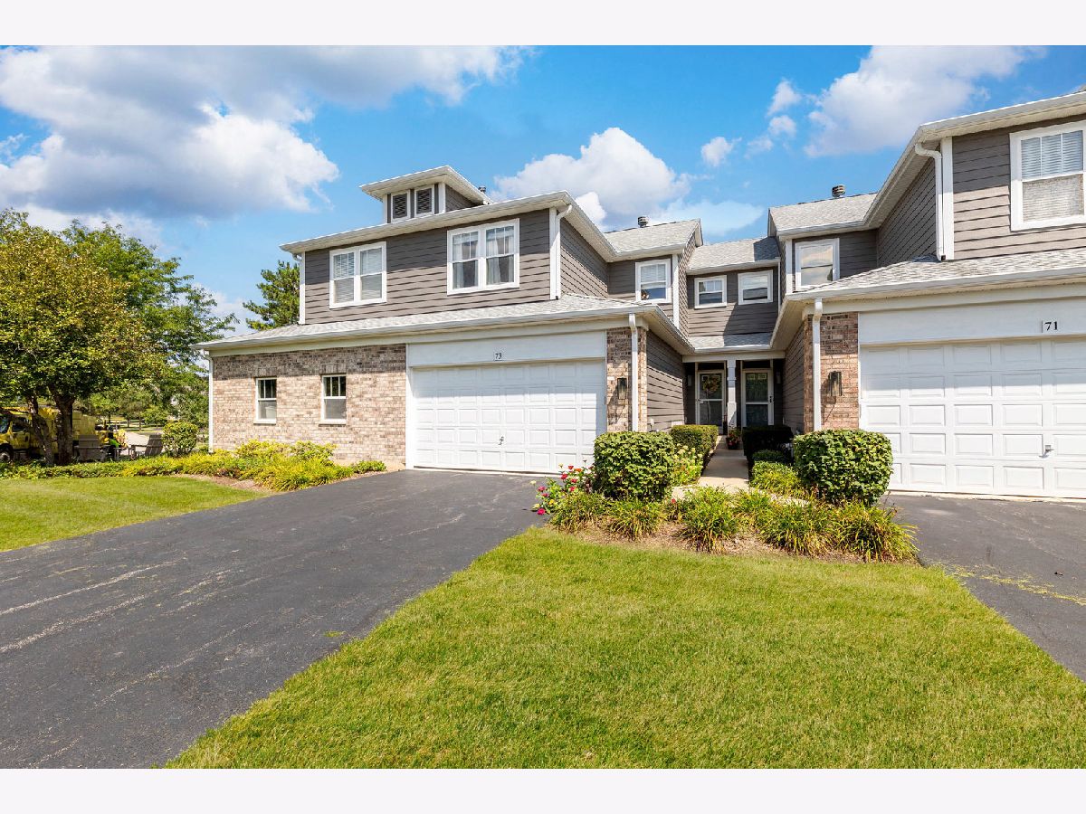 Townhomes For Sale Baker Hill Glen Ellyn Illinois, 73 Woodview Drive