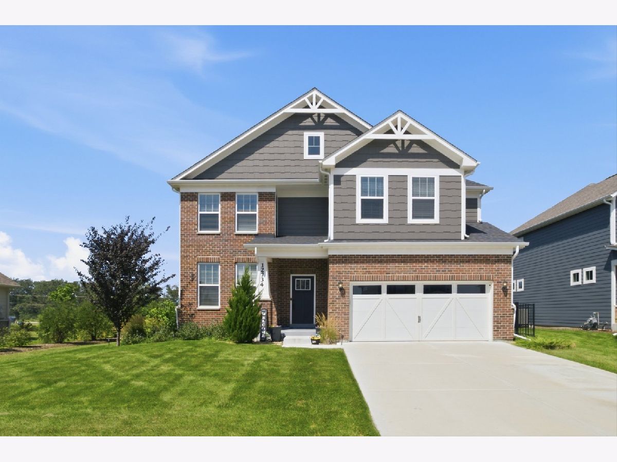 Homes & Condos & Townhomes For Sale Gleneagles Lemont Illinois, 12734 Trinity Way