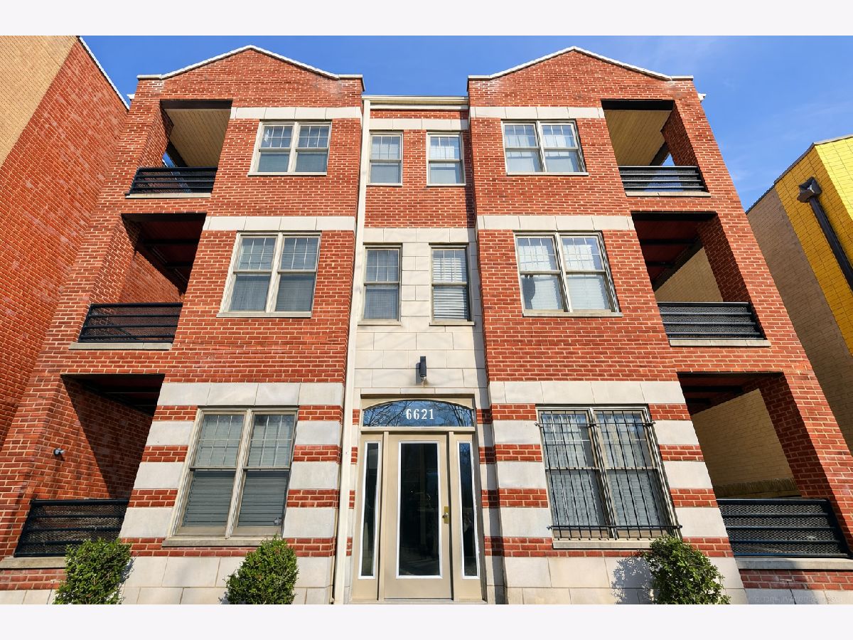  Rented Chicago Illinois, 6621 Ingleside