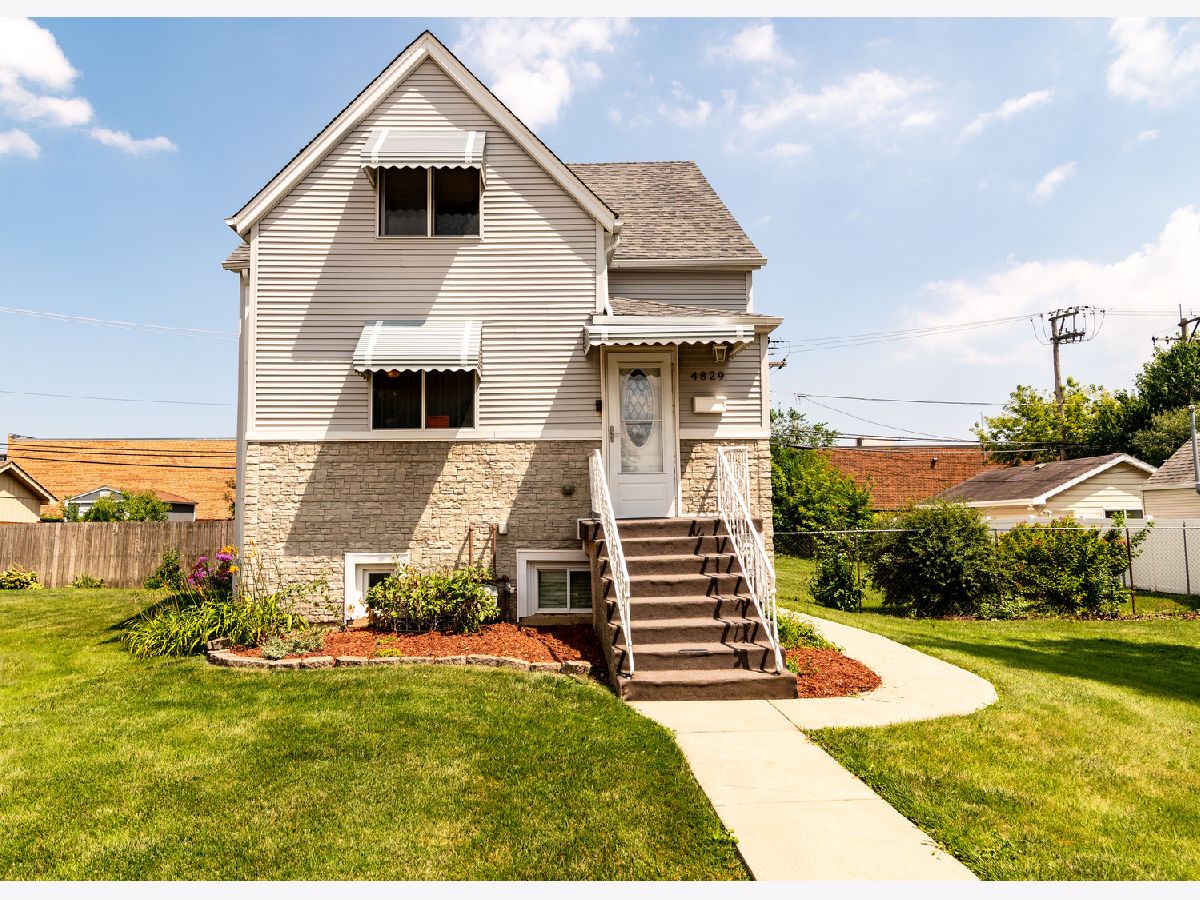  For Sale Schiller Park Illinois, 4829 Forster Avenue