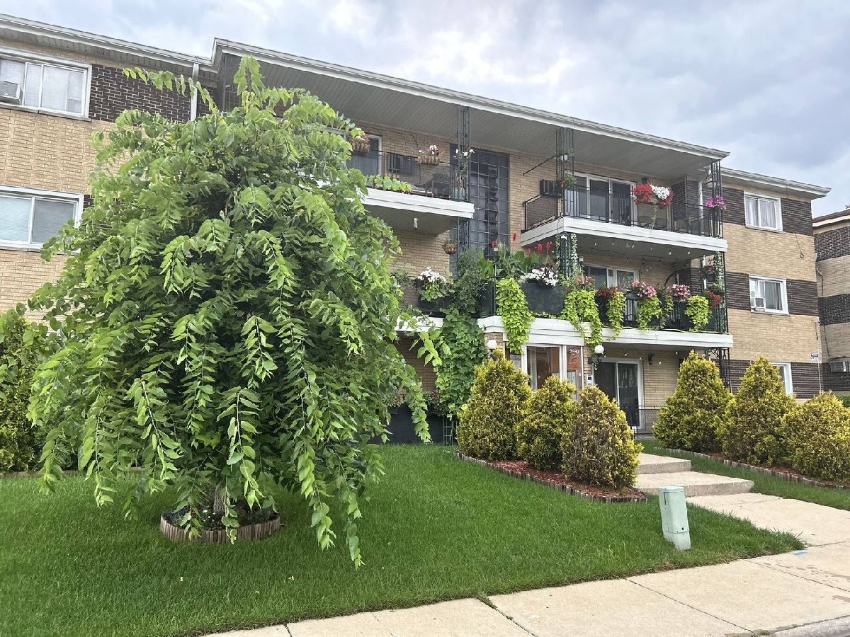 Rented Hickory Hills Illinois, 9440 79th