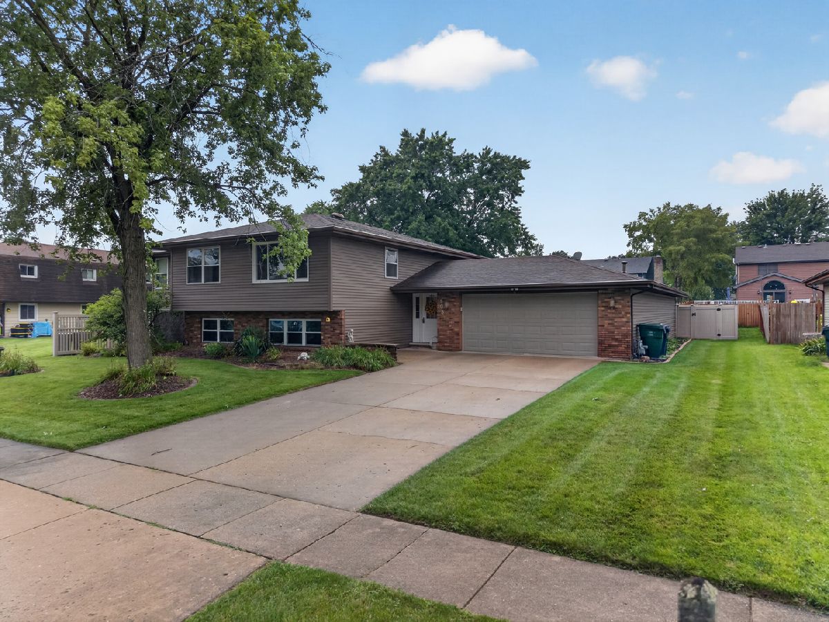  Sold Minooka Illinois, 103 Deerpath